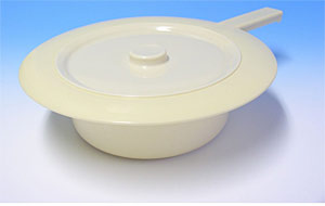 Steckbecken (Bettschsseln) aus Polypropylen, CE mit Deckel, elfenbeinfarbig, sterilisierbar bis 130C, Durchmesser ca. 32cm</p>Bedpan of polypropylene, with cover</p>Bassin de lit en polypropylne avec couvercle</p>Krankenhausbedarf,Praxisbedarf,Bettpfanne, Stechbetten